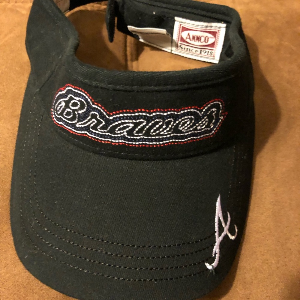 BRAVES Visor
